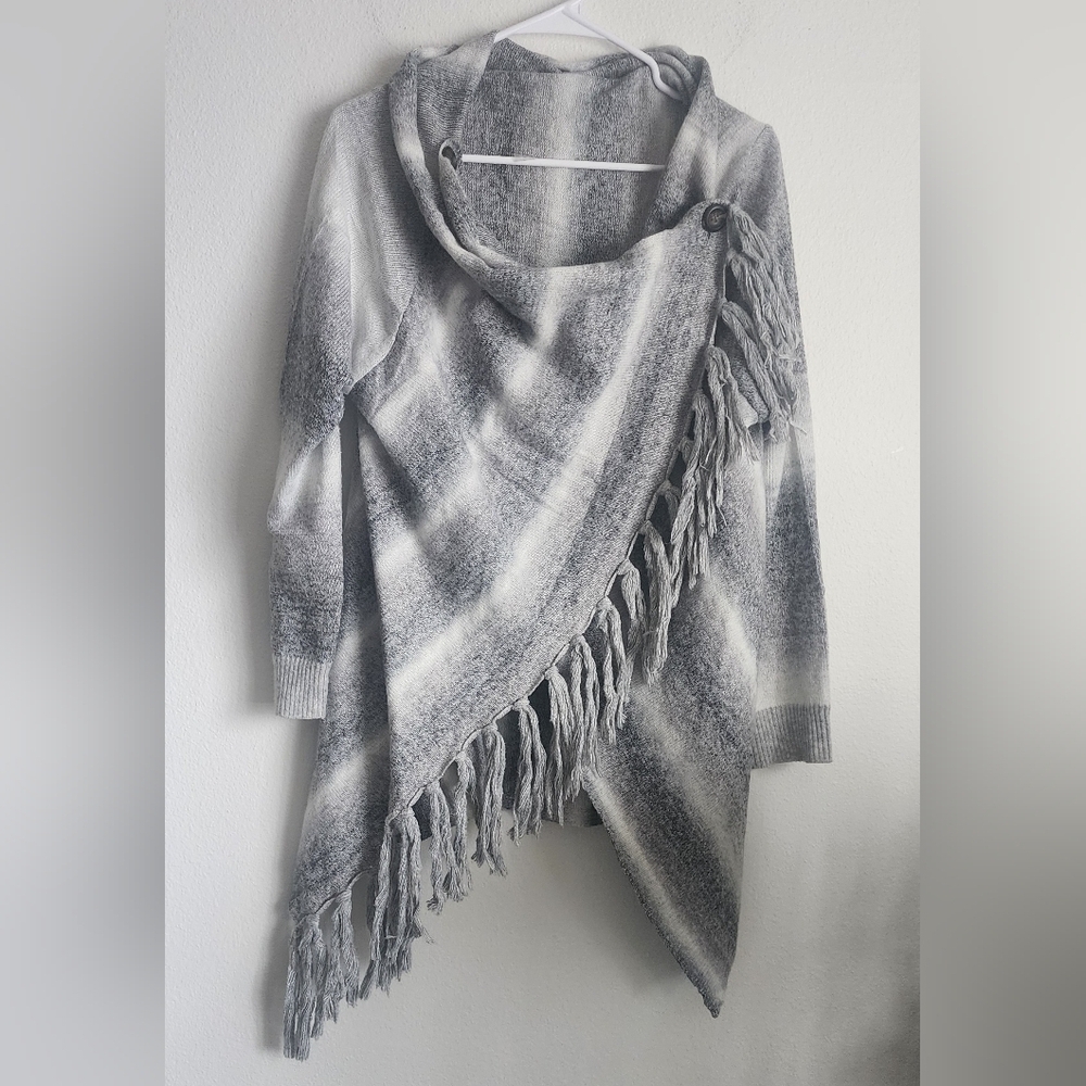 Women's Open Front Cowl Neck Tassel Button Close Wrap Cardigan Sweater Size L